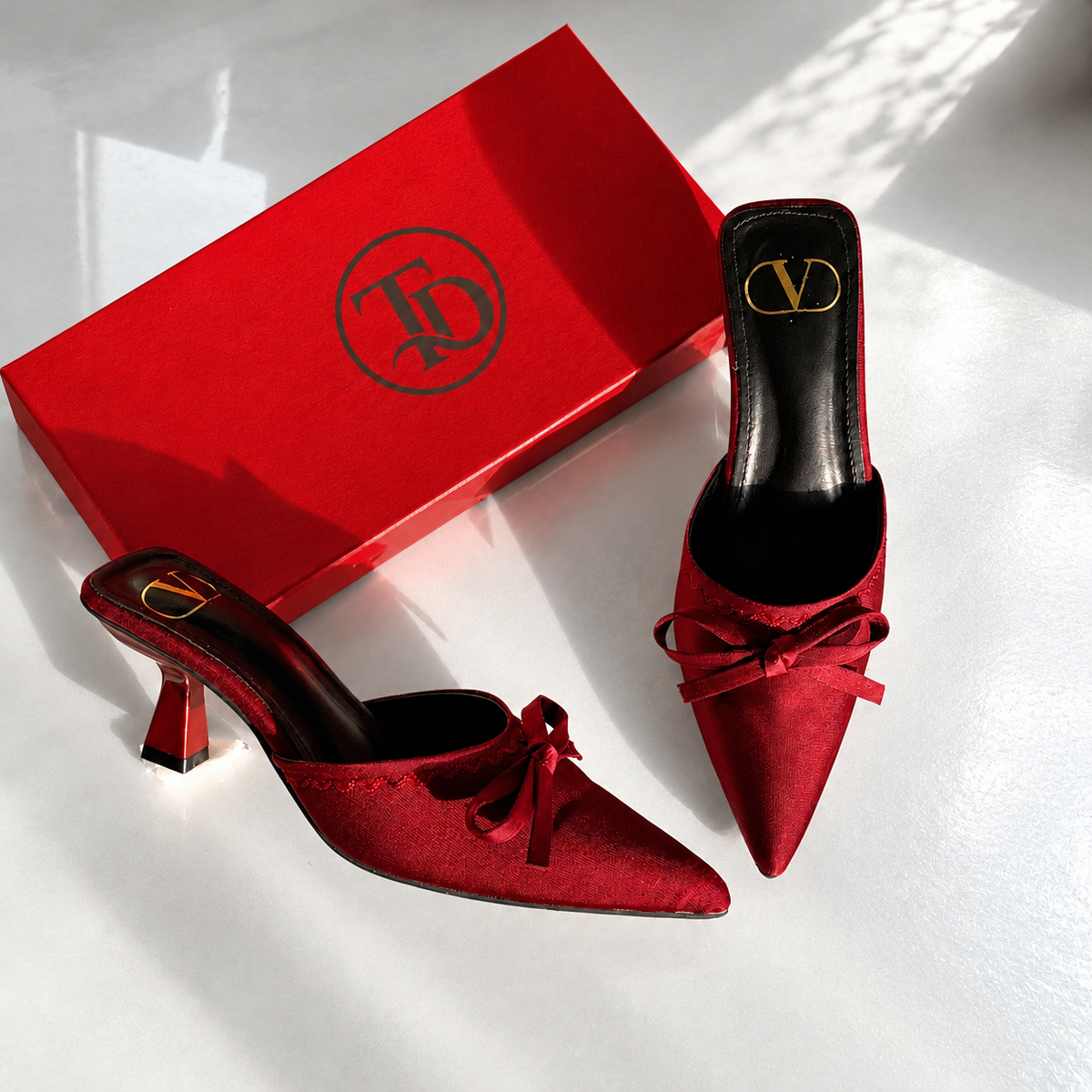 VO Bow Pointed Heel | 14% OFF