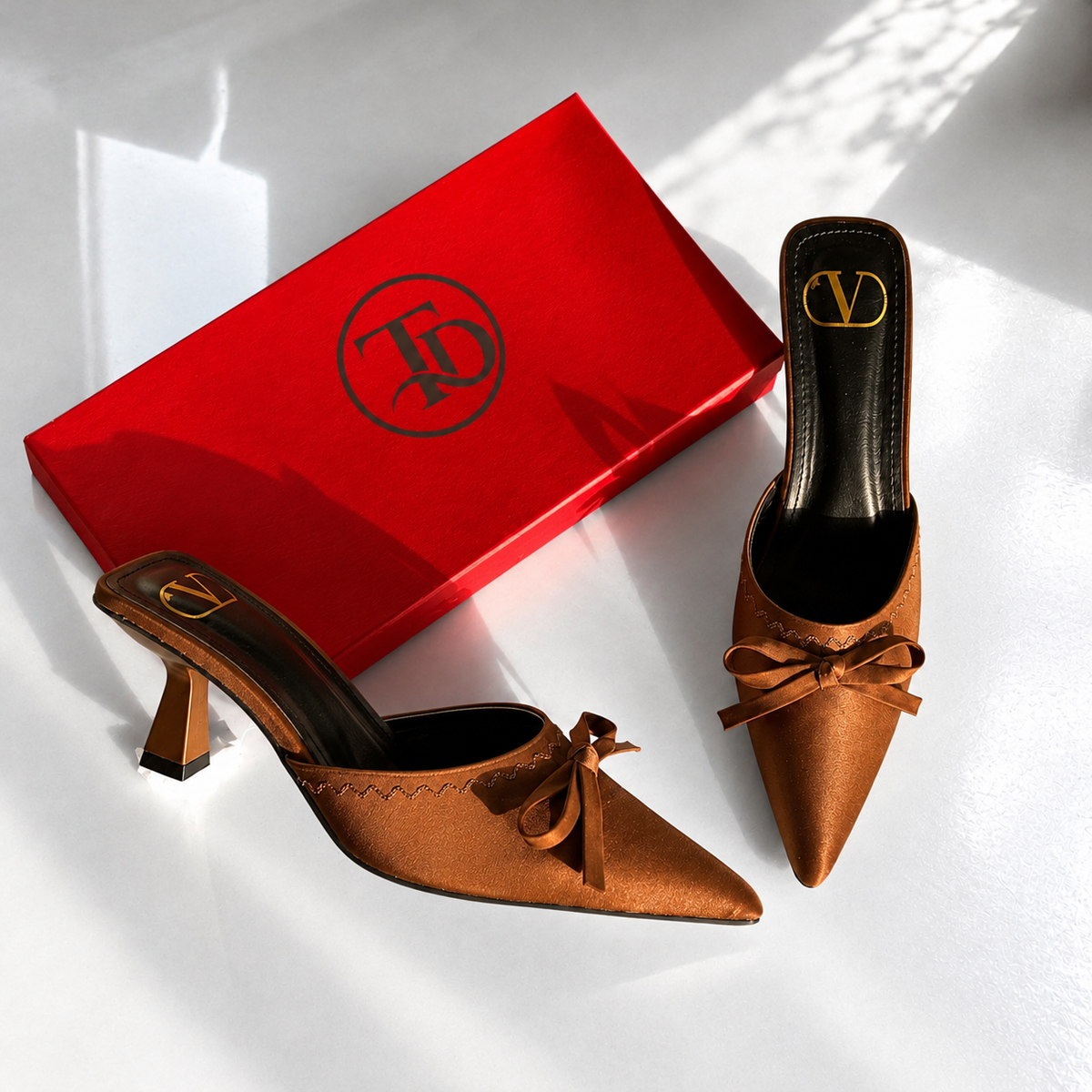VO Bow Pointed Heel | 14% OFF