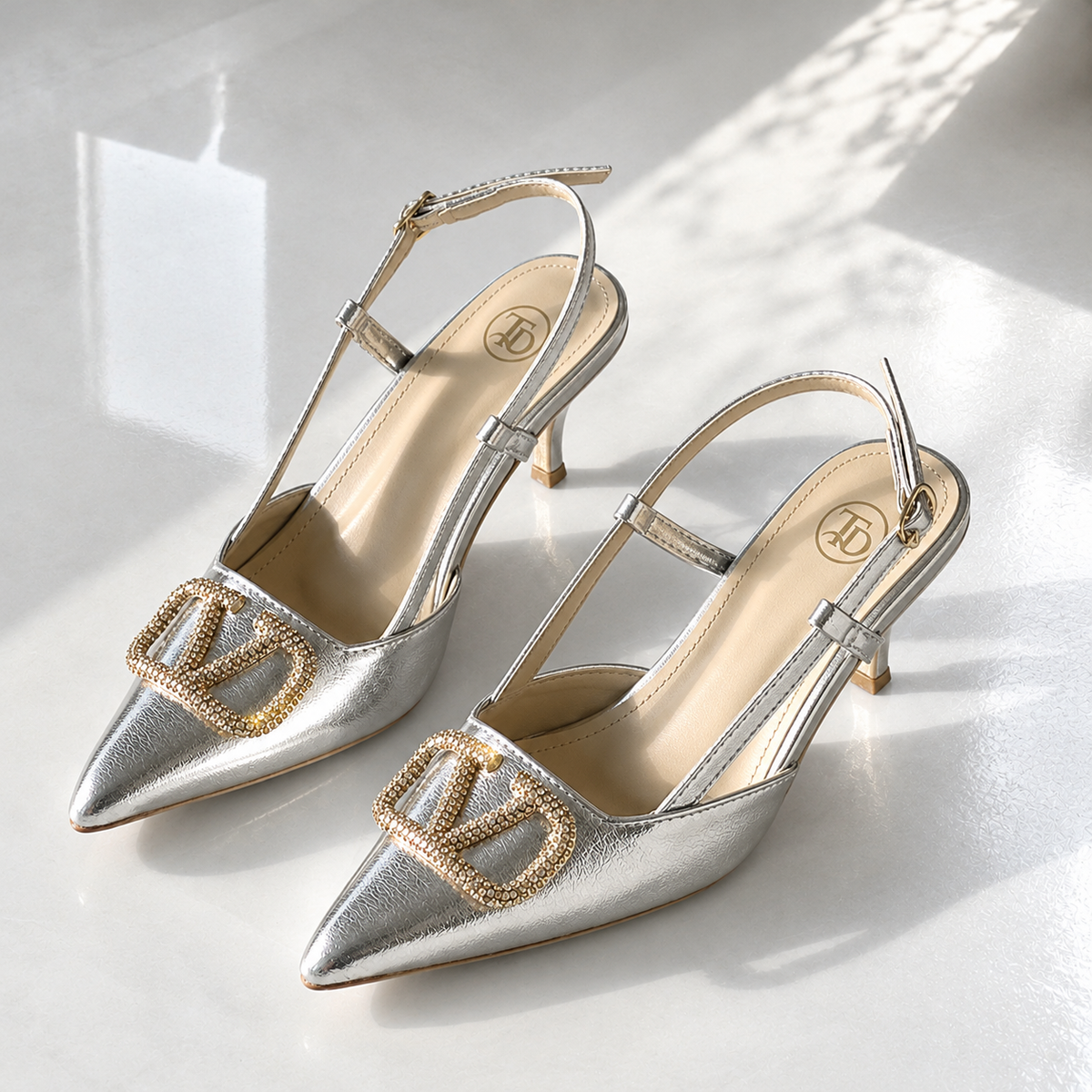 VO Garavani Heel | 14% OFF