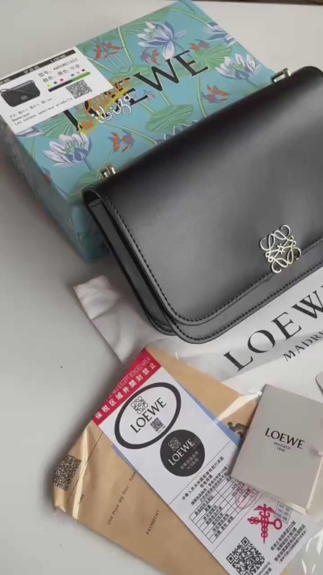 LE Goya Shoulder Bag | Imported | 21% OFF