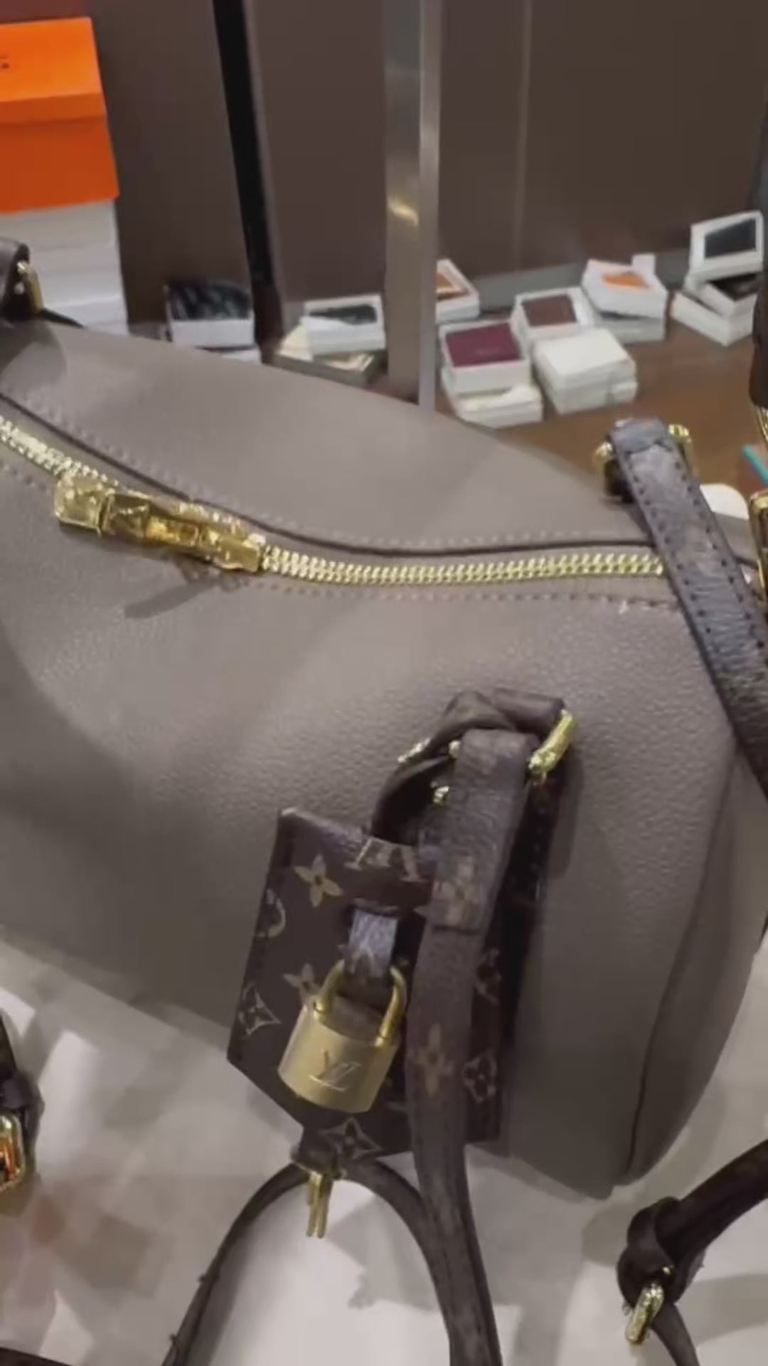 LN Express PM Handbag | Imported | 28% OFF